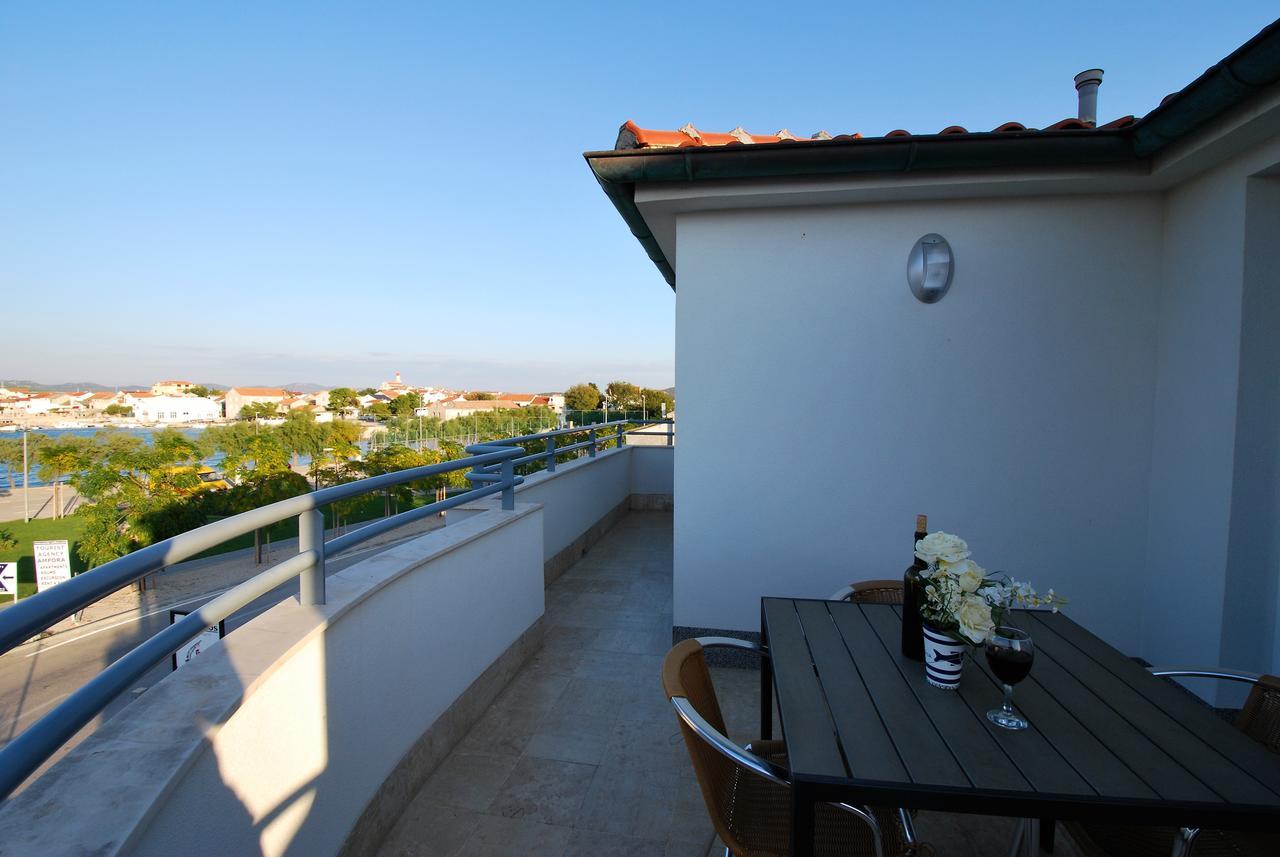Nautica Apartments بيتينا المظهر الخارجي الصورة
