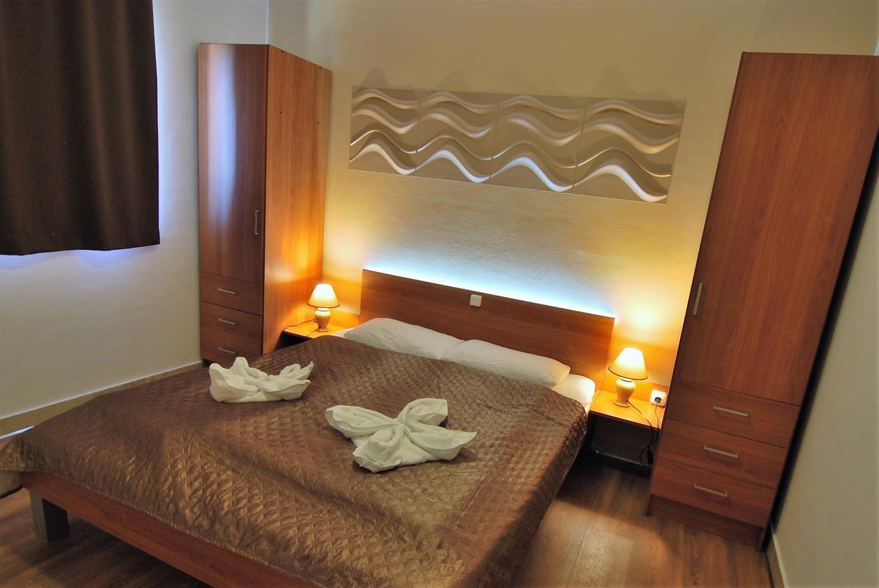 Nautica Apartments بيتينا المظهر الخارجي الصورة