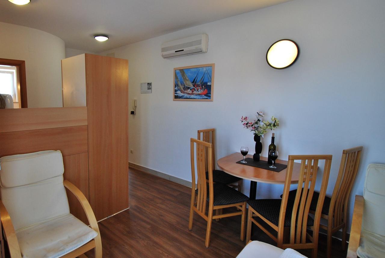 Nautica Apartments بيتينا المظهر الخارجي الصورة
