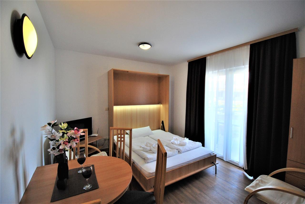 Nautica Apartments بيتينا المظهر الخارجي الصورة