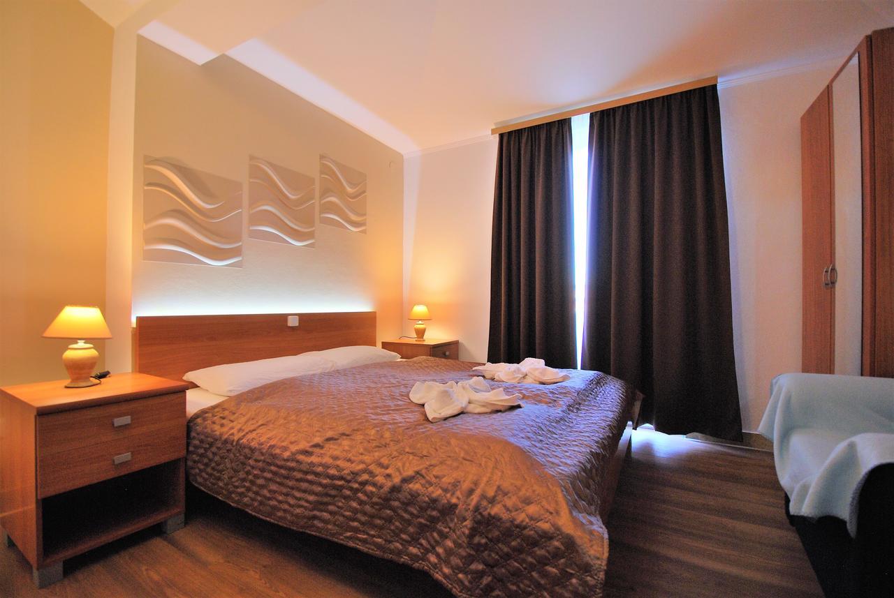 Nautica Apartments بيتينا المظهر الخارجي الصورة
