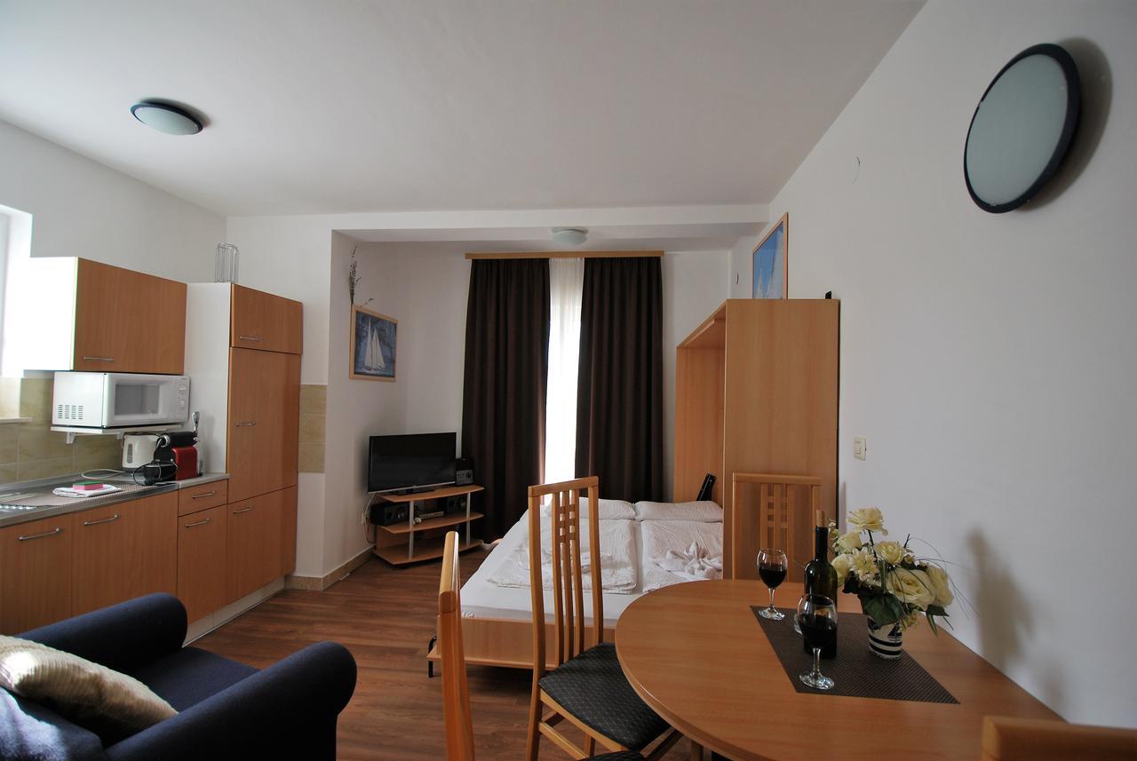 Nautica Apartments بيتينا المظهر الخارجي الصورة