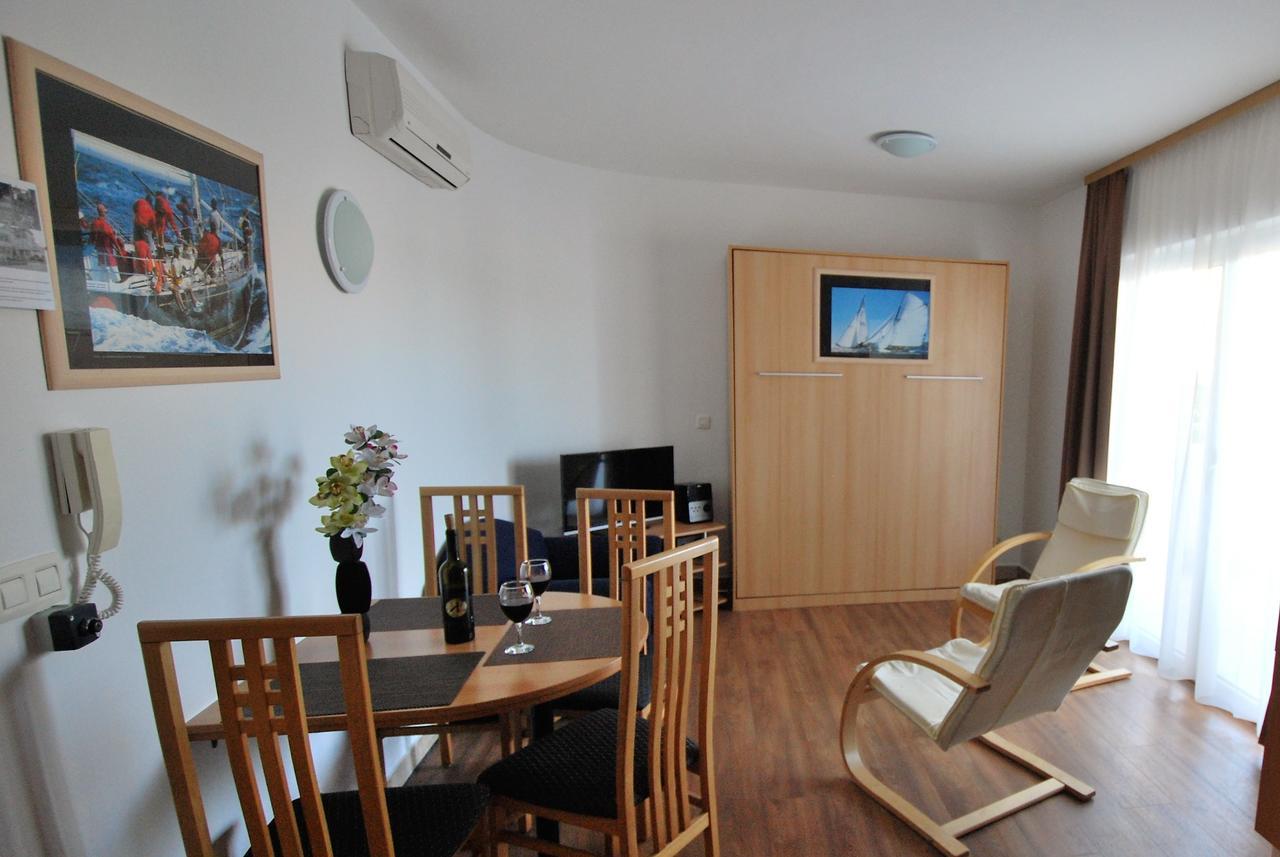 Nautica Apartments بيتينا المظهر الخارجي الصورة